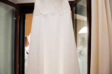 4 19mat  3  abito della sposa
